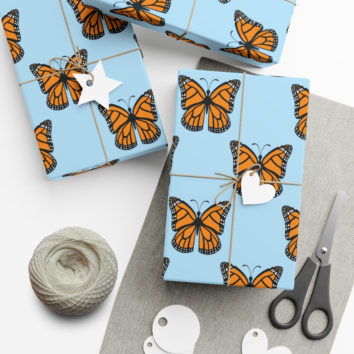 Monarch Butterfly Pattern Gift Wrap Paper: A Beautiful and Eco-Friendly Choice